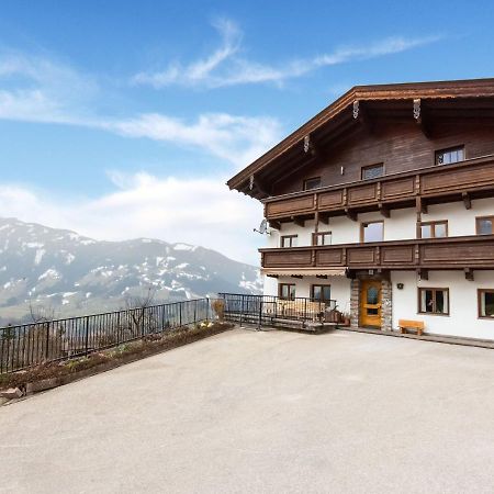 Farmhouse With Views Over The Zillertal Grosshartberg Kültér fotó